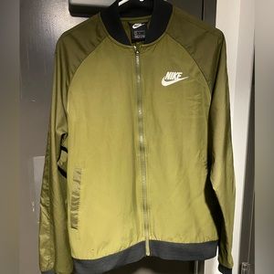 Nike Vintage Zipup Jacket Green Large
